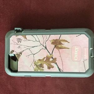 Otter box iPhone 7 case